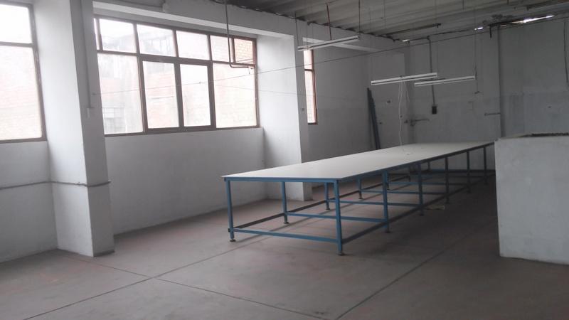 Zarate!!! LOCAL  COMERCIAL, INDUSTRIAL 840m2 AT  y 478m2 AC
